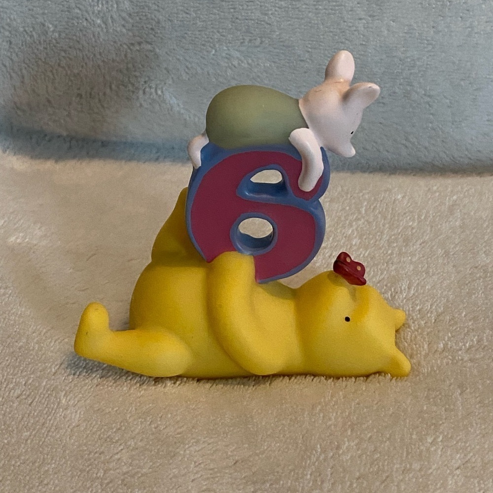 Disney Classic #6 Pooh And Piglet Birthday Keepsake Cake Topper Resin 3” tall